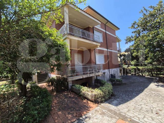 Villa Indipendente in vendita a Selva Secca, Roma Capitale