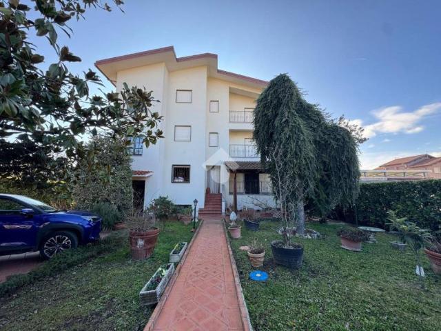 Palazzo in vendita a Avezzano, Abruzzo