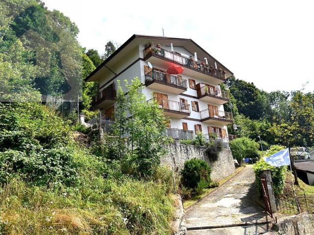Palazzo in vendita a Unione Montana di Comuni delle Valli di Lanzo, Ceronda e Casternone, Piemonte