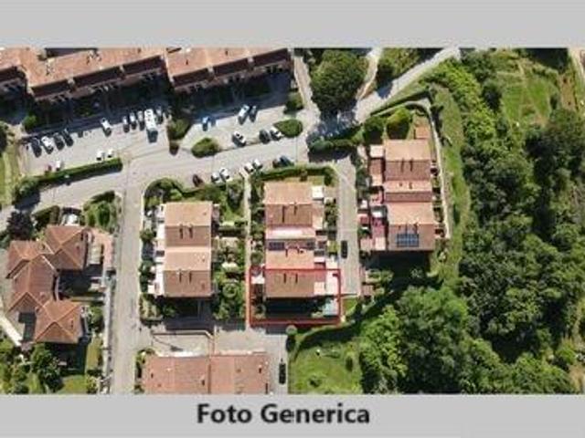 Palazzo in vendita a Ponticelli, Santa Maria A Monte