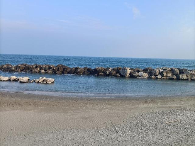 Locale Commerciale in vendita a Gimarra, Marche