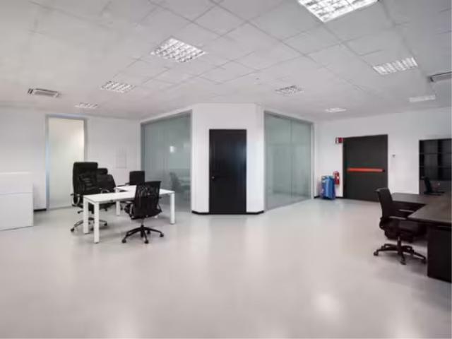 Büro mieten in Stabio, Distretto di Mendrisio