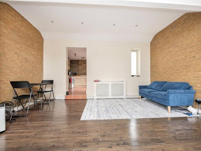 House for rent in Strawberry Hill, Greater London