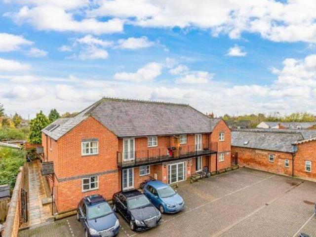 House for sale in Evershot, Oxfordshire