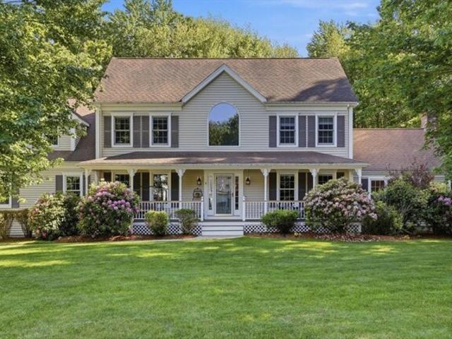 House for sale in Medway, Massachusetts