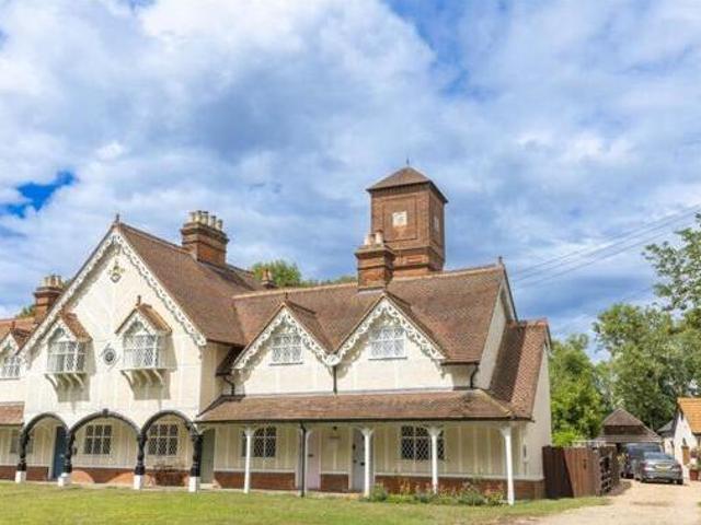 House for sale in Lyons, Greater London