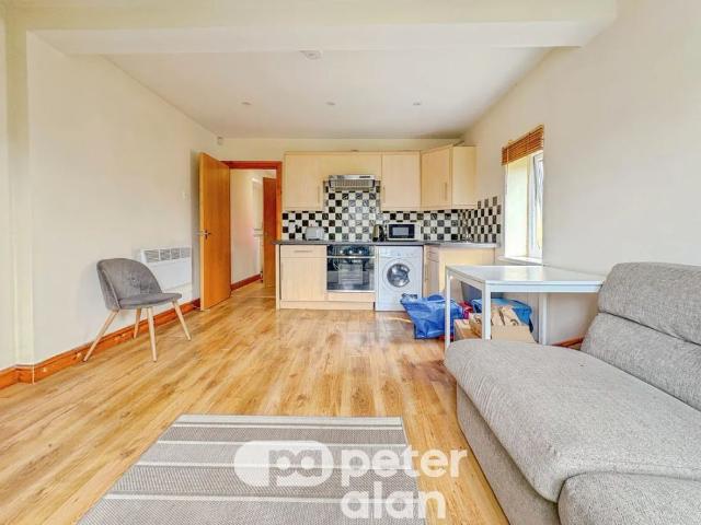 Apartment for rent in Falcon Lodge, Wales