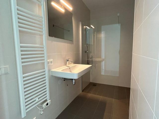 Appartement te huur in Zoeterwoude, Zoeterwoude-rijndijk