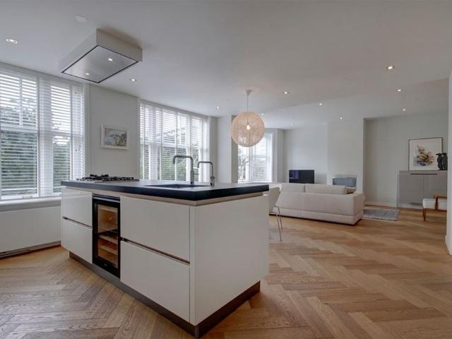 Appartement te huur in Zuid, Amsterdam