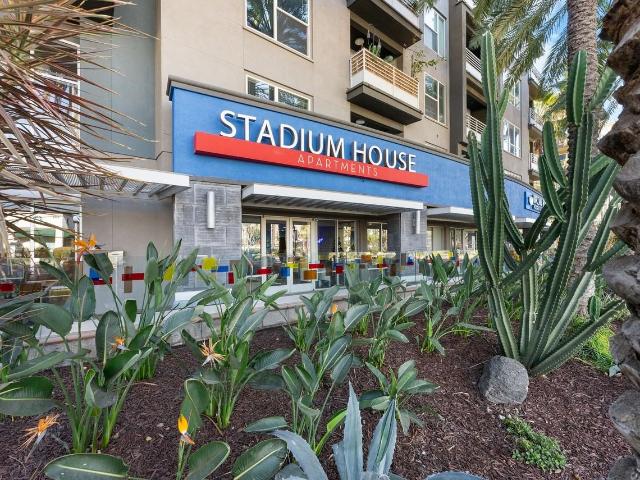 Apartment for rent in Anaheim, California