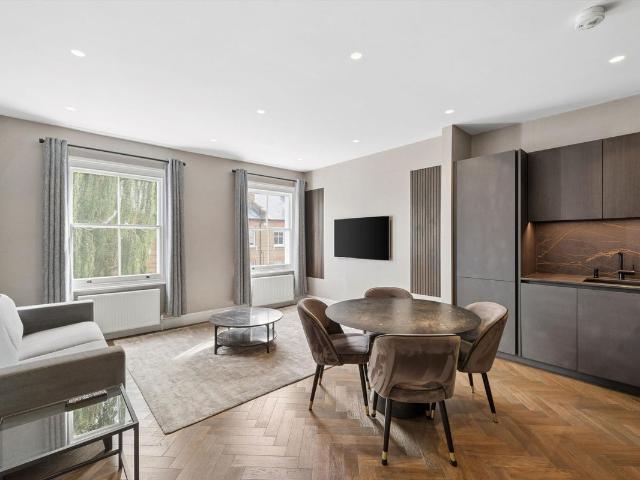 Apartment for rent in Brompton, Greater London
