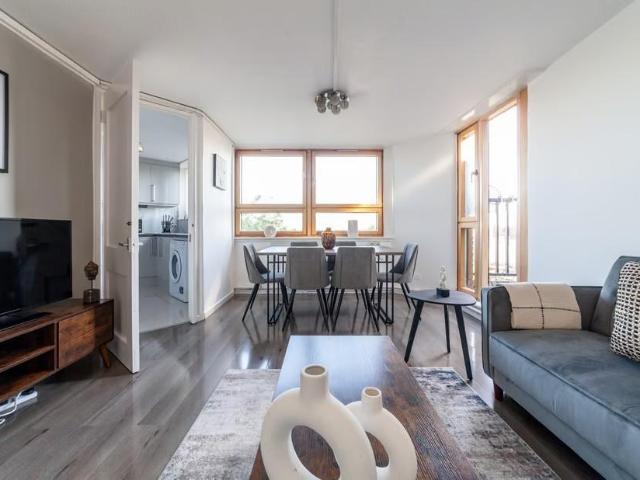 House for rent in Brompton, Greater London