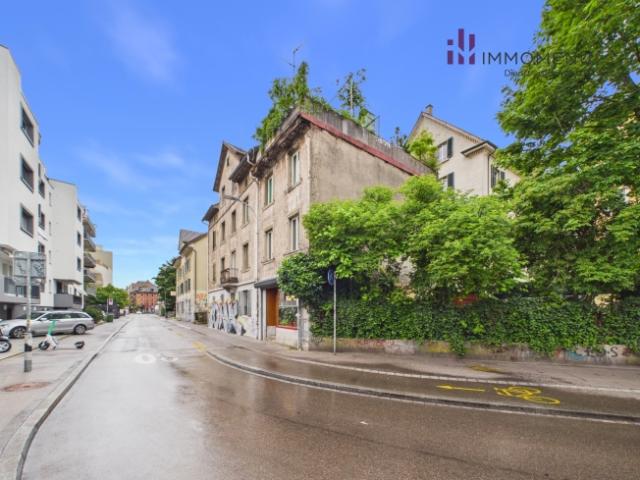 Einfamilienhaus kaufen in Einigen, Zürich