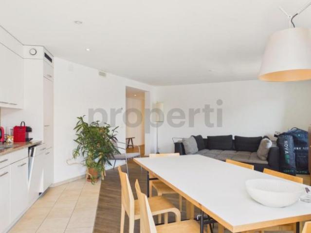 Wohnung kaufen in Einigen, Zürich
