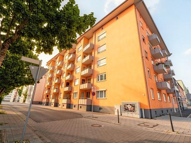Wohnung kaufen in Neu-Ulm, Bayern