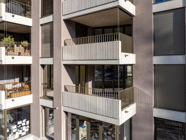 Apartment mieten in Einigen, Zürich