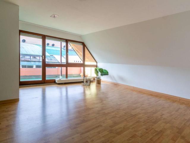 Dachgeschosswohnung kaufen in Amrichshausen, Künzelsau