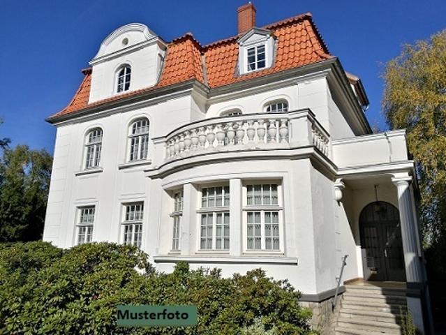 Haus kaufen in Wellingsbüttel, Hamburg