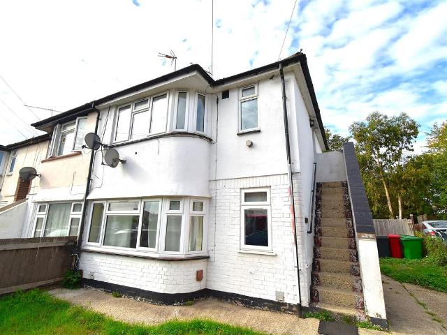 Apartment for rent in Slough