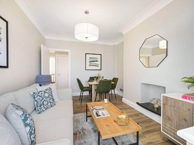 Apartment for rent in Kensington, Greater London