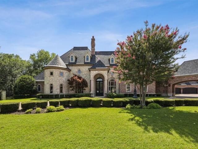 House for sale in Colleyville, Texas