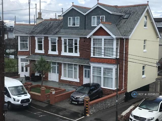 Apartment for rent in Roundham, Paignton