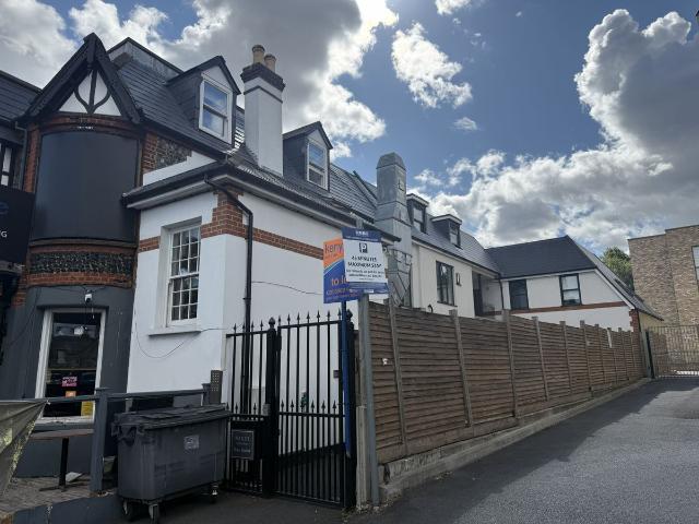 Studio for rent in London Borough of Sutton, Greater London