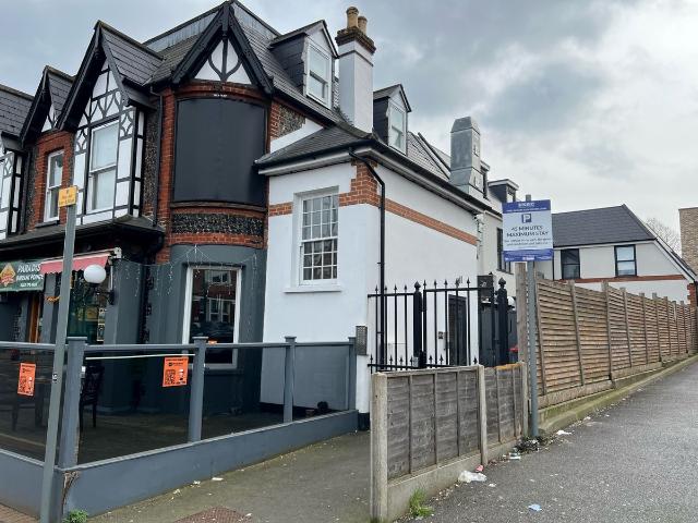 Studio for rent in Wallington, Greater London