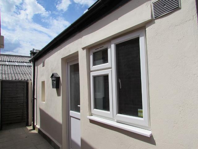 Studio for rent in Wallington, Greater London