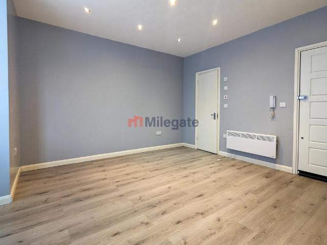 Apartment for rent in Wallington, Greater London