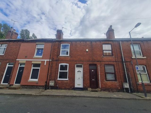 House for rent in Castleford