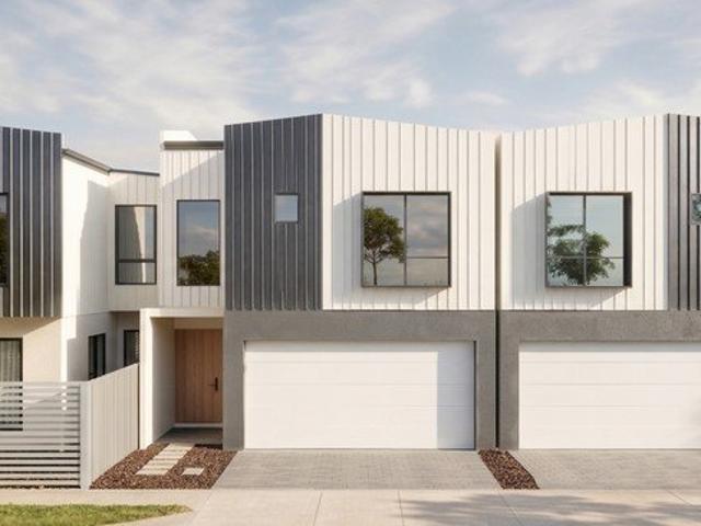 Cottage for sale in Cockburn Central, Western Australia