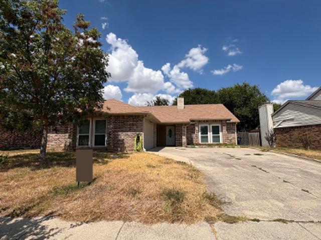 House for sale in Fort Worth, Tarrant County