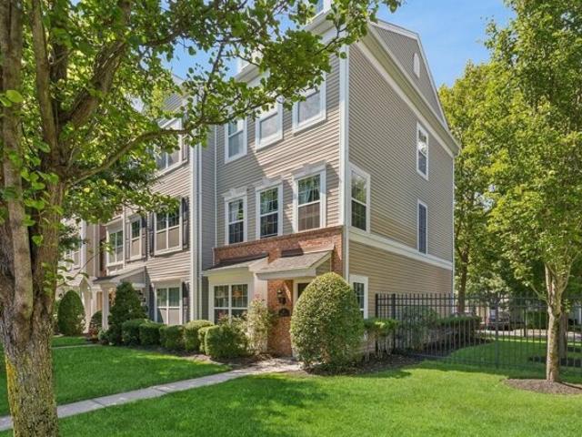Condo for sale in Patchogue