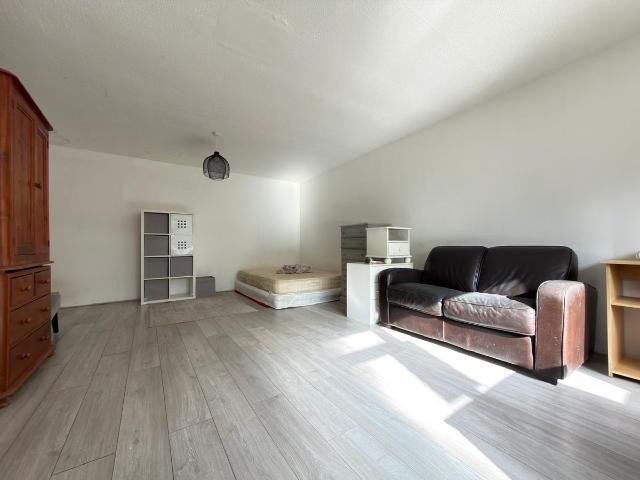 Room for rent in Lower Halliford, Surrey