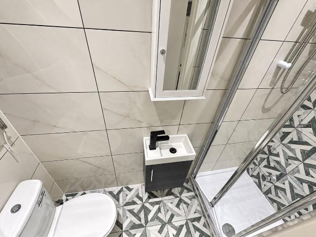 Room for rent in Spelthorne, Surrey