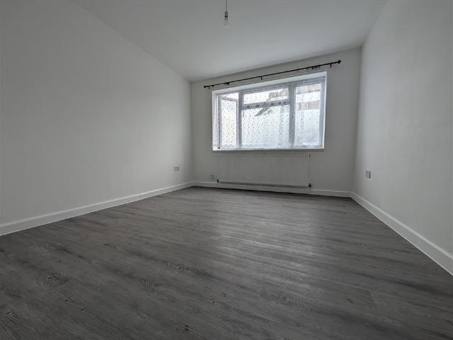 Apartment for rent in London Borough of Hounslow, Greater London