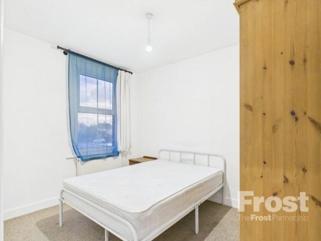 House for rent in London Borough of Hounslow, Greater London