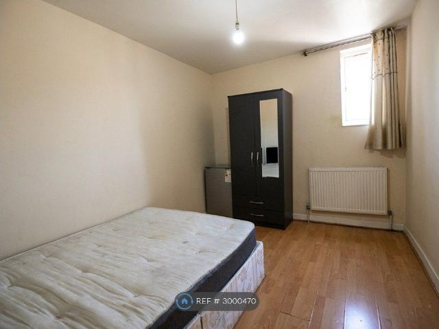 Room for rent in London Borough of Hounslow, Greater London