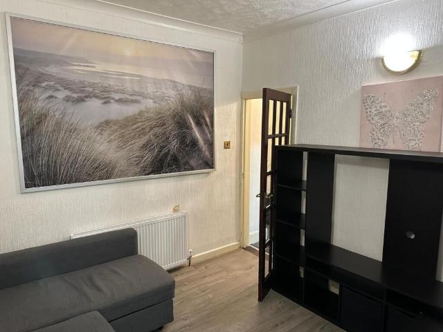 House for rent in Loxford, Seven Kings