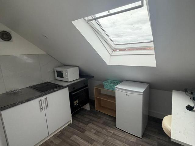 Apartment for rent in Loxford, Seven Kings