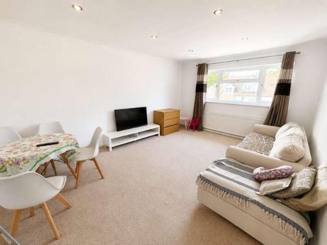 House for rent in Staines, Surrey