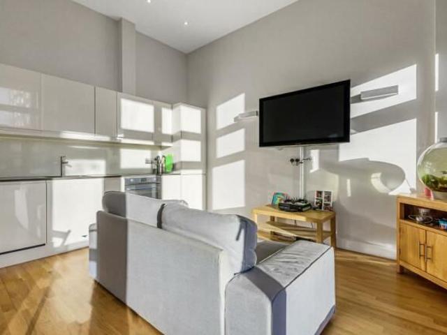 Apartment for rent in Kempton Park, Lower Halliford