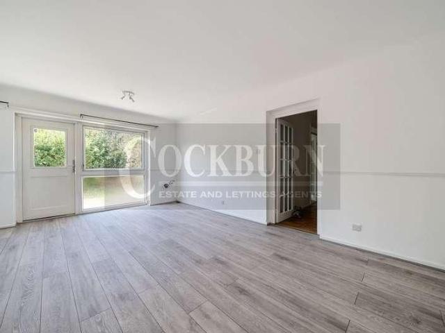 House for rent in Foots Cray Estate, Greater London