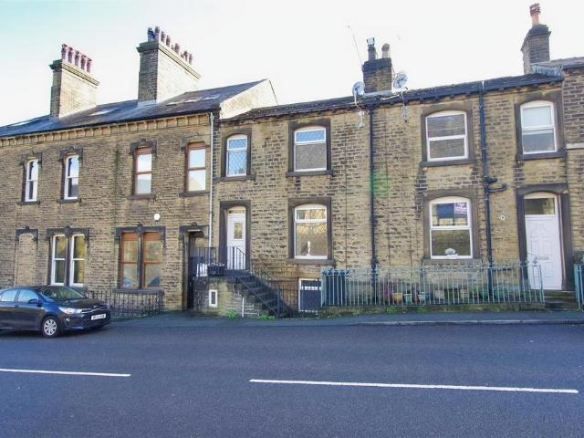 House for rent in Stainland & District, West Yorkshire