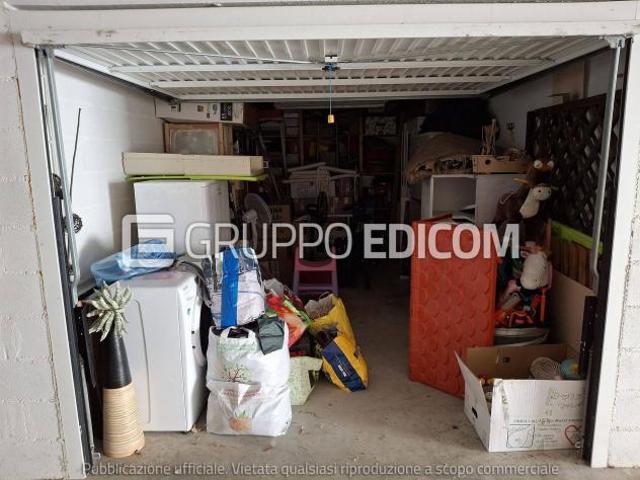 Box in vendita a Terni, Umbria