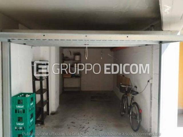 Box in vendita a Piemonte, Asti