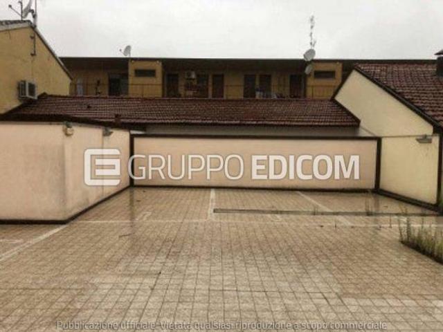 Box in vendita a Unione di Comuni della Romagna Forlivese, Quattro