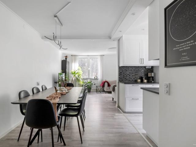 Bostadsrätt till salu i Upplands Väsby, Stockholm