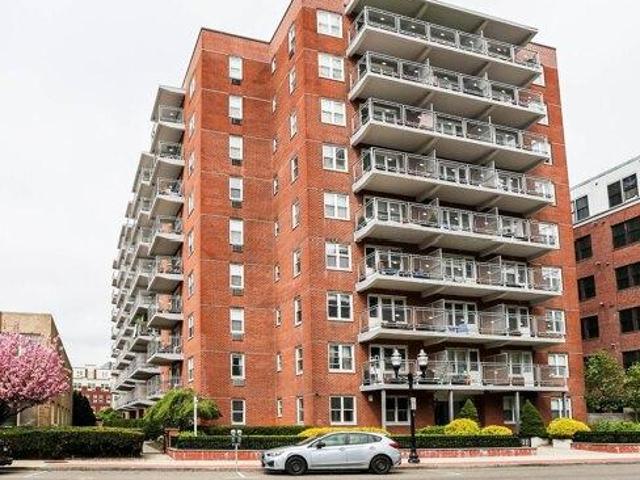 Condo for sale in Cos Cob, Connecticut